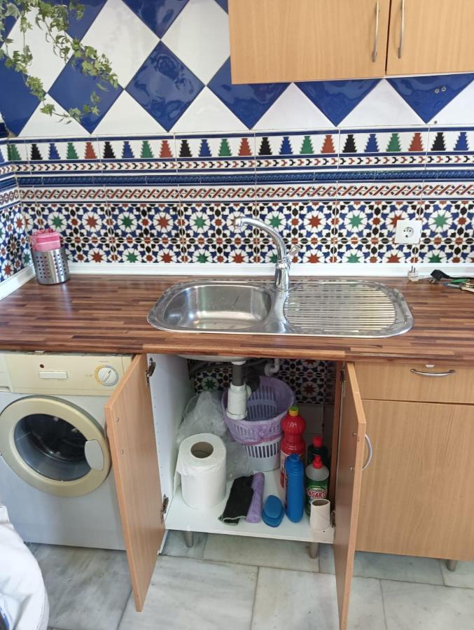 Apartamento Calle Feria Sevilla Bagian luar foto