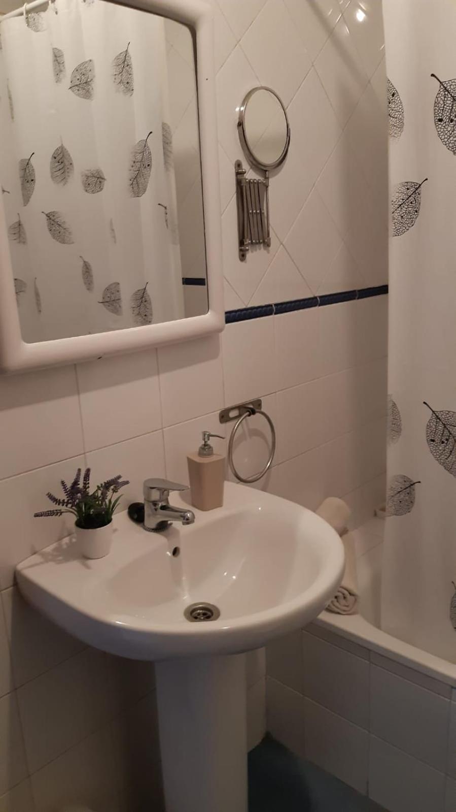 Apartamento Calle Feria Sevilla Bagian luar foto