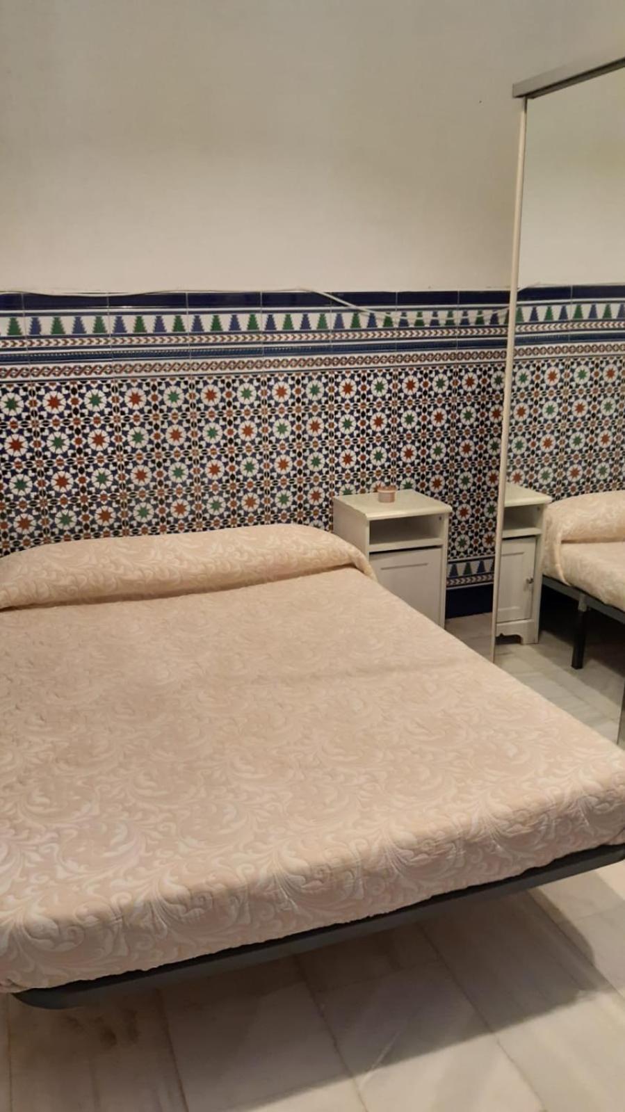 Apartamento Calle Feria Sevilla Bagian luar foto
